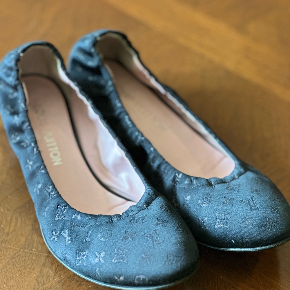Genuine black Louis Vuitton Ballerina Flats.